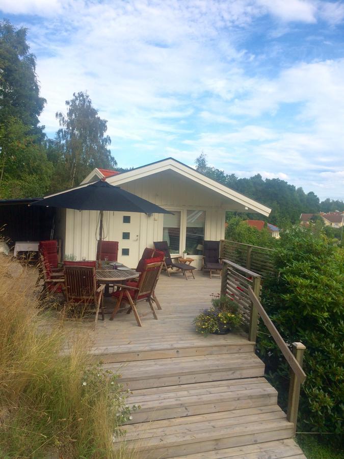Lyckhus Villa Ljungskile Exterior photo