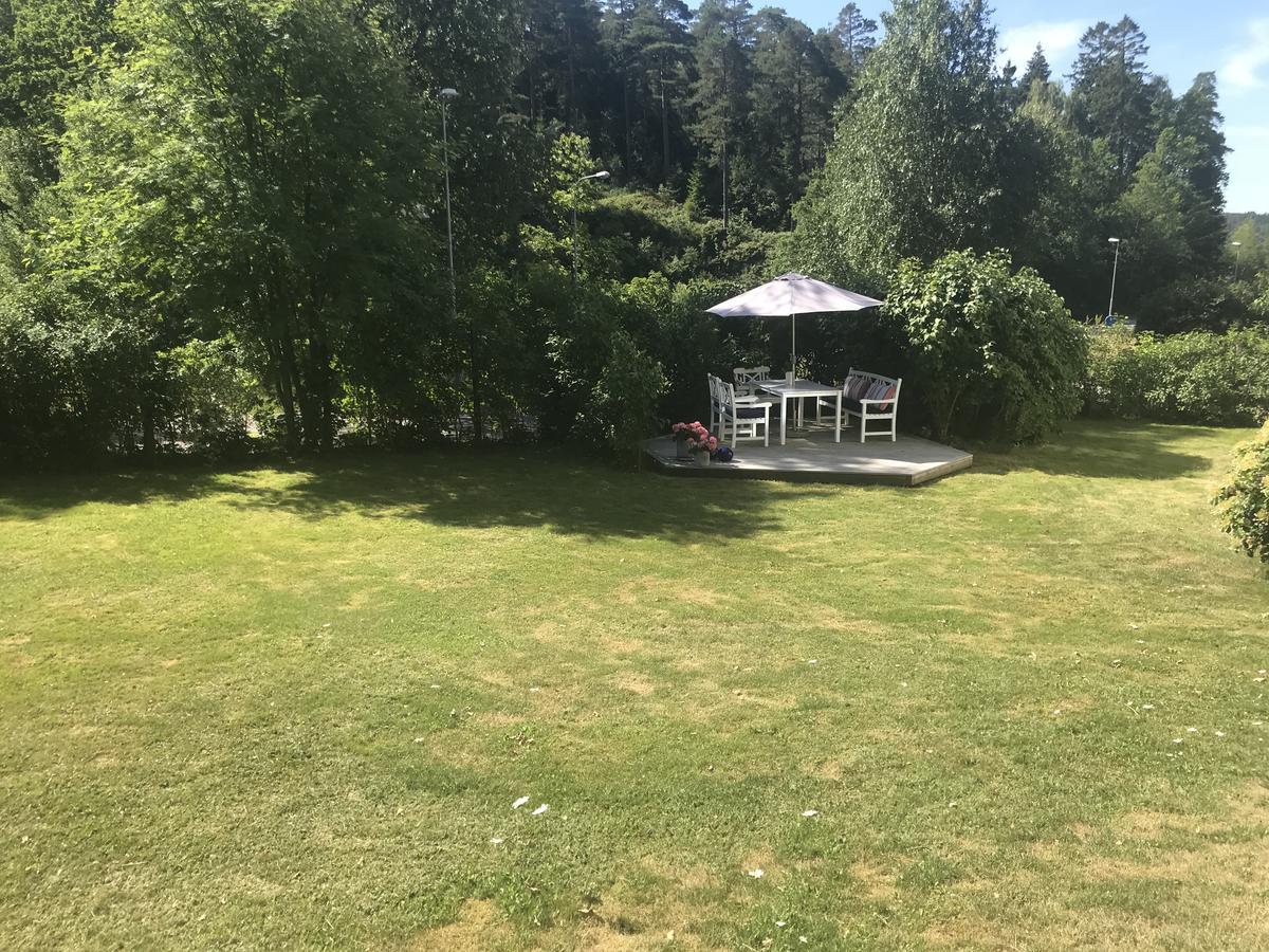 Lyckhus Villa Ljungskile Exterior photo